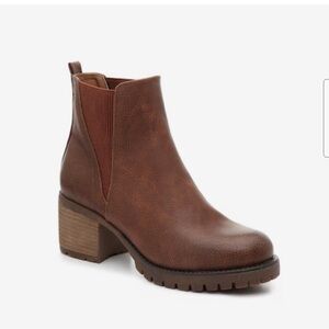 Mia Jody Chelsea Boot